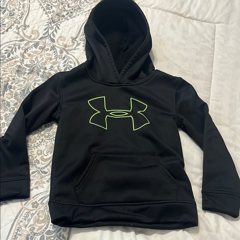 Under Armour Black and Green Athletic Hoodie